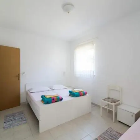 Boguvila - Two-bedroom Family With Terrace A2 - St *